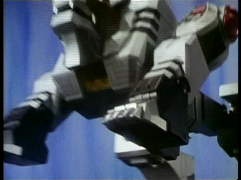 Transformation du TigreZord Blanc Mode Combat