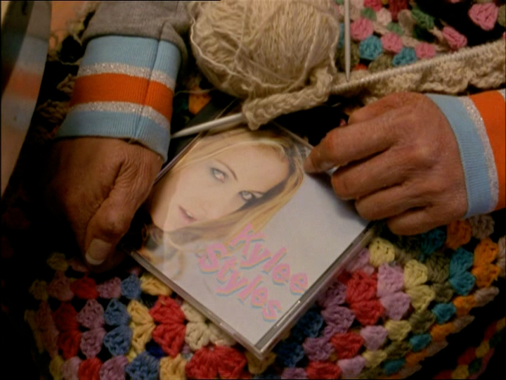 CD CD